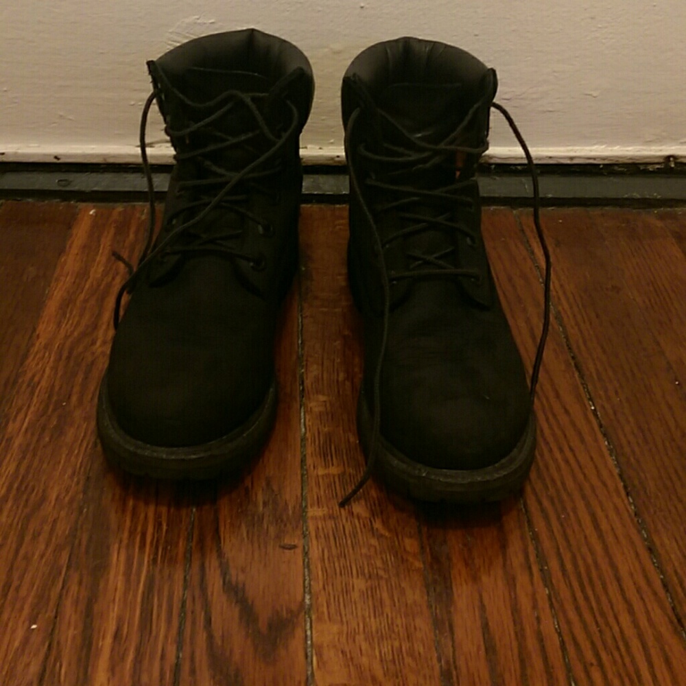 Women's Timberland winter boots in size 8